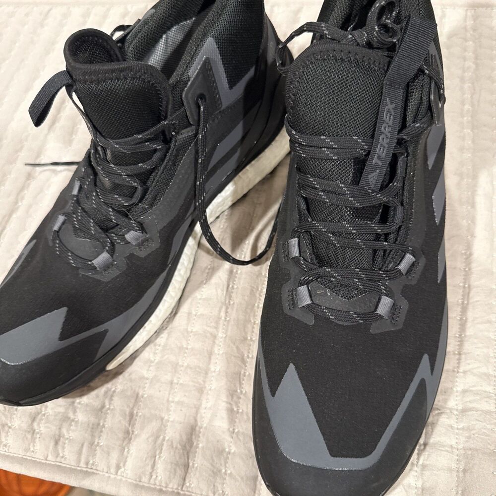 Adidas Terrex Free Hiker GORE-TEX 2 Black Grey 12.5 Sneakers Mid Boot A15